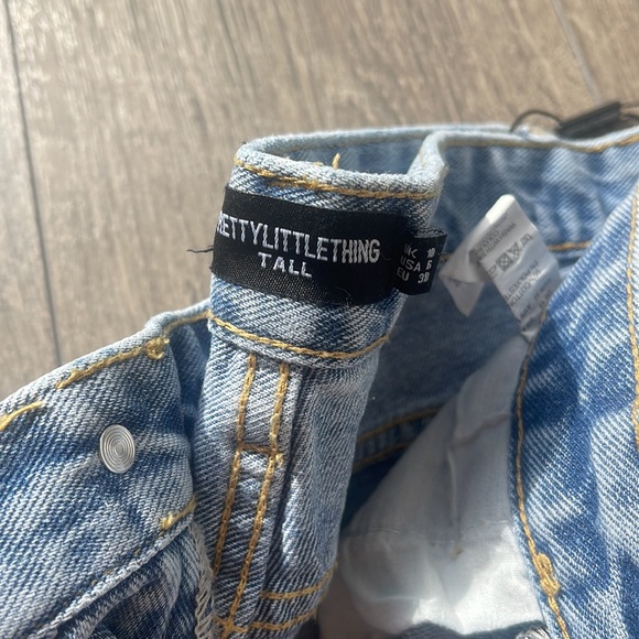 NWT Pretty Little Thing Jeans - Picture 3 of 3